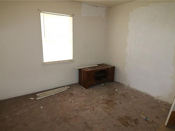 5th image of 702 Urbantke Ln #Ab