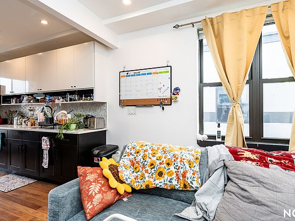 4th image of 221 Martense St #5
