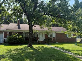 837 Colony Manor Rd, Chesapeake, VA 23321