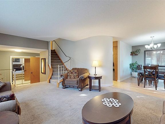 5th image of 353 Lockwood Road