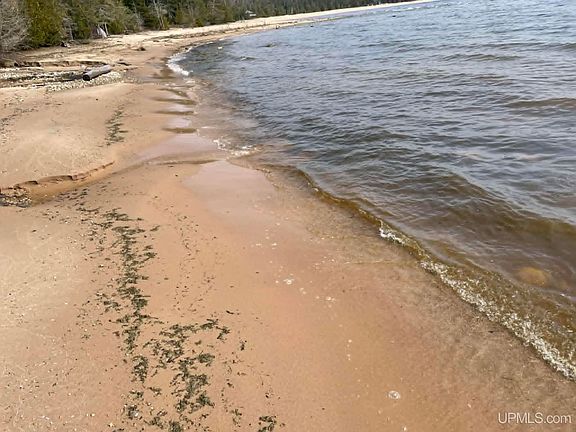 2nd image of Peninsula Acres Rd