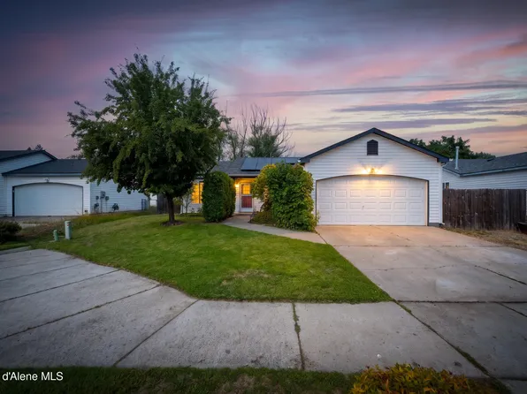 2005 N Blossom Ct, Post Falls, ID 83854