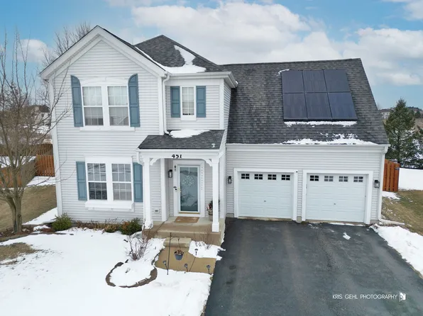 451 W Waterbury Dr, Round Lake, IL 60073