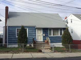 9125 Durham Ave, North Bergen, NJ 07047