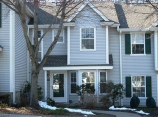 603 Chatfield Dr, Pompton Plains, NJ 07444