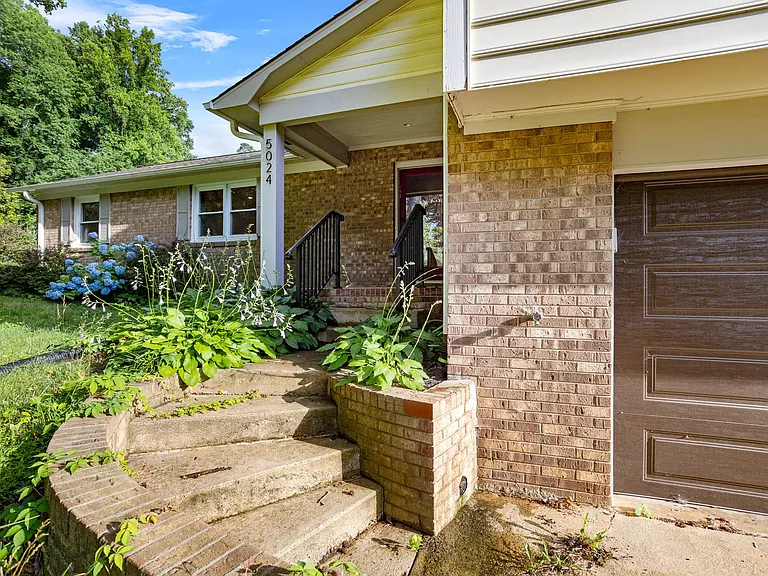 5024 Timbrook Ln — Photo 5