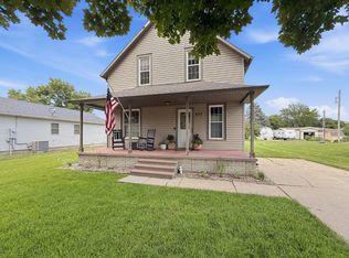 937 S 8th St, Albion, NE 68620