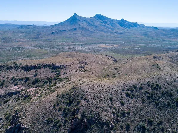 3745 E Lindsey Trl, Douglas, AZ 85607