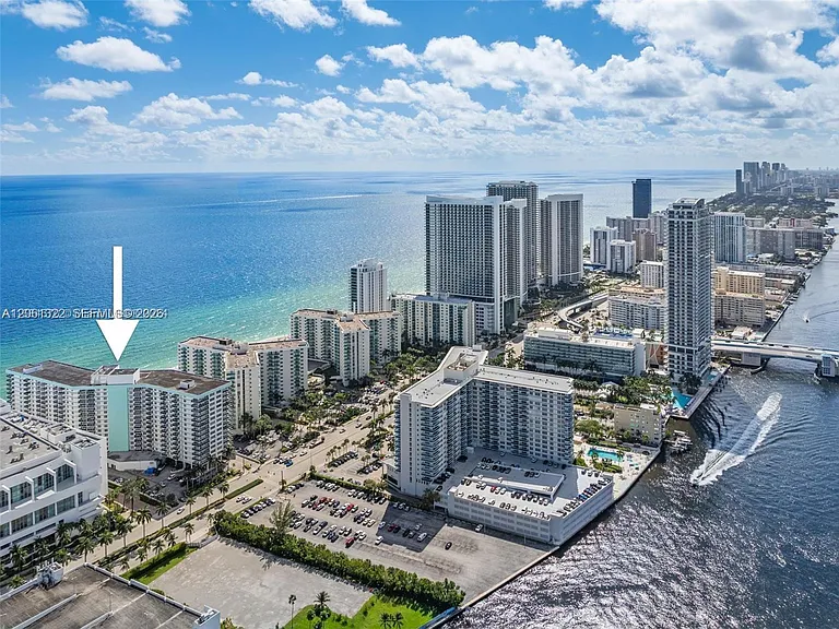 3725 S Ocean Dr #1108 — Photo 2