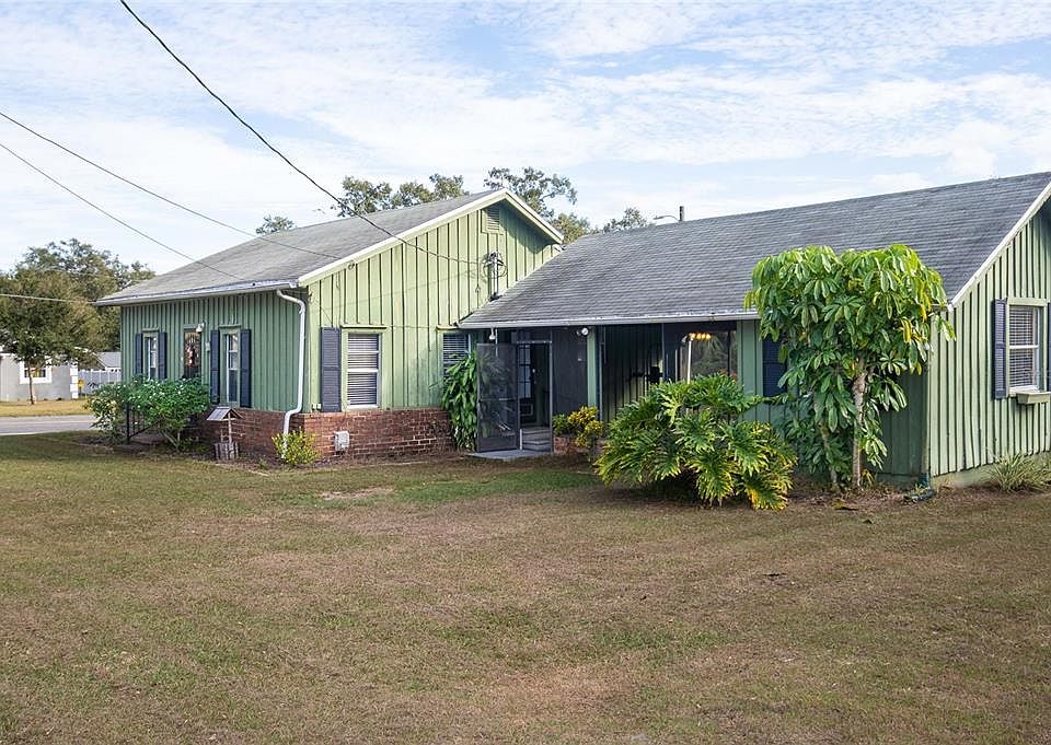 1st image of 423 HILLSBORO STREET
