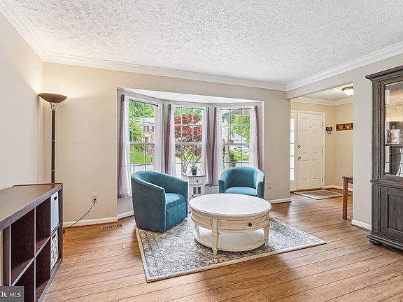 5th image of 4525 Edsall Dr