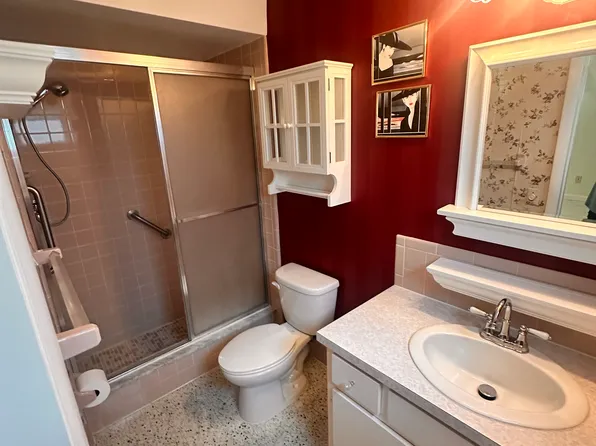 1144 San Remo Dr, Largo, FL 33770