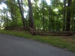 397 Ritz View Dr, Blaine, TN 37709