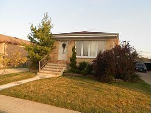 1st image of 3822 Emerson Dr