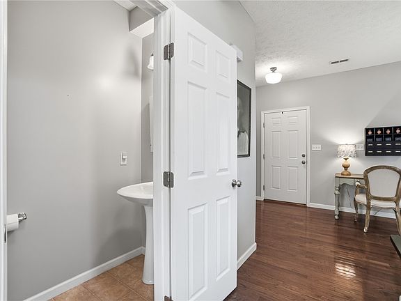 4th image of 9856 Blue Spruce Dr
