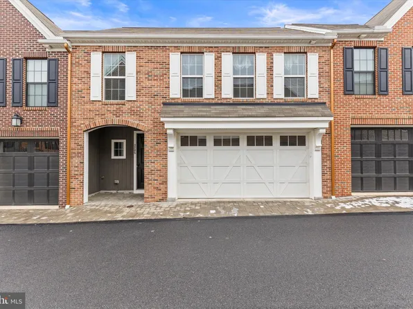 3205 Emerson Way, Mechanicsburg, PA 17055