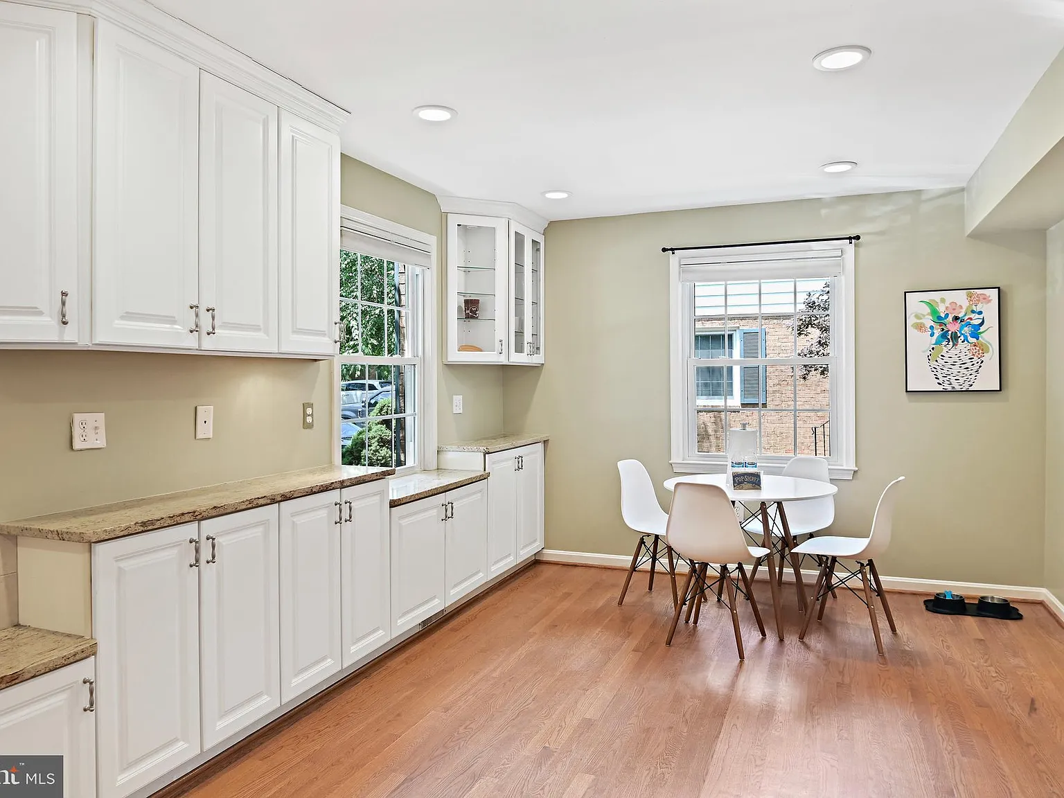 4 bed, 3.5 bath, 1628 sqft, $3,595 — Photo 4