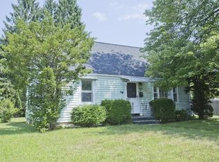 18 Briggs St, Springfield, MA 01151