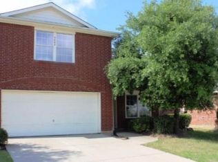 9004 Tumbleweed Dr, Aubrey, TX 76227