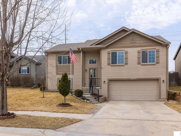 7422 N 143rd St, Omaha, NE 68142