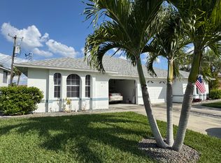 4527-4529 SE 6th Pl #A, Cape Coral, FL 33904