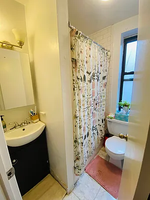 Rented by Lone Peak Realty | media 31