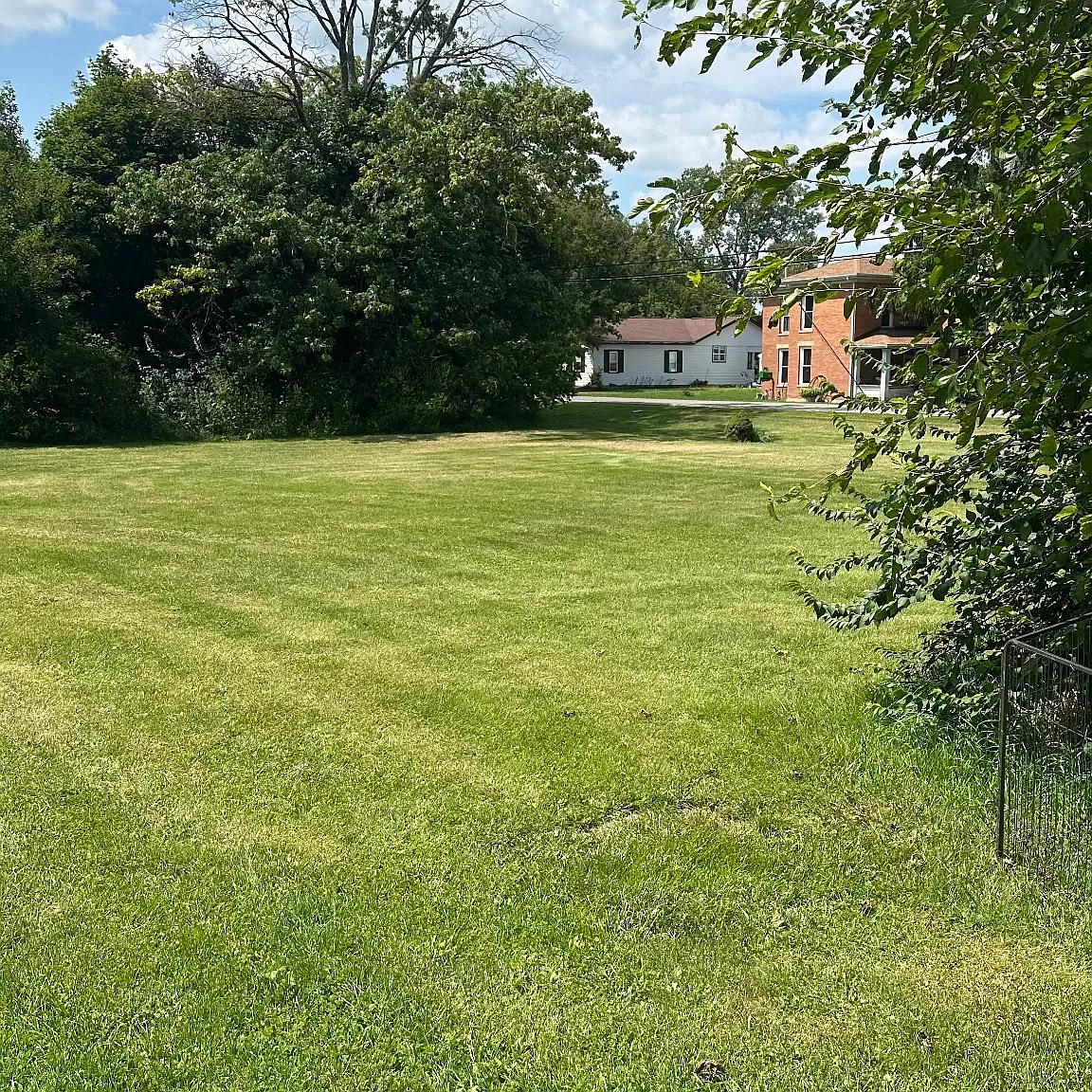 3 bed, 1.5 bath, 1200 sqft, $1,795 — Photo 4