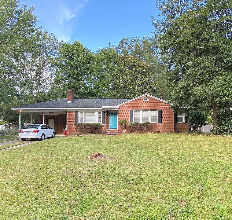 1st image of 1610 Beaumont Dr