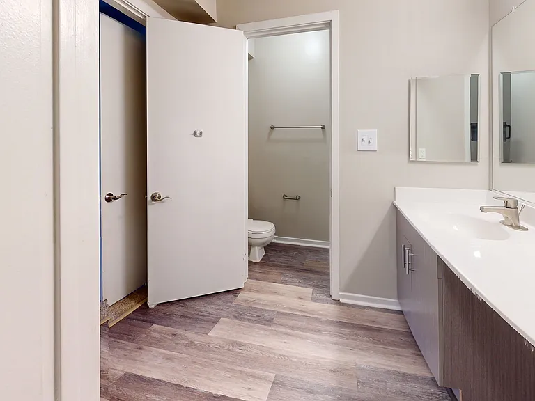 Seneca Place — Photo 51