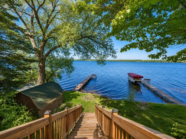 2399 Goldfinch Ln, Lac Du Flambeau, WI 54538