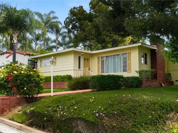 1011 La Hermosa Dr, Redlands, CA 92373