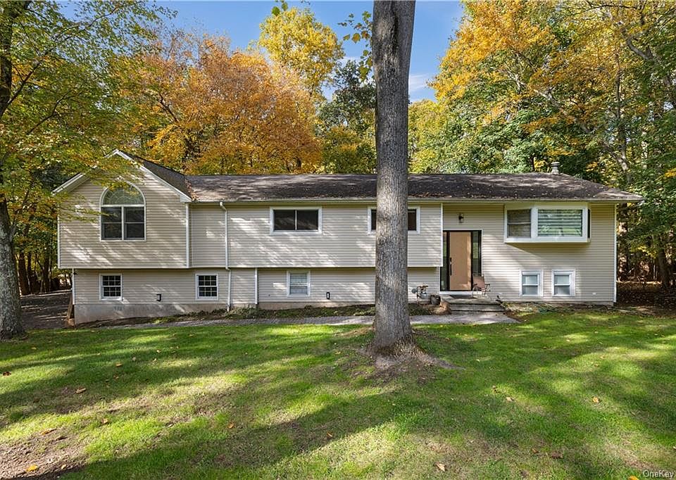 9 Twinkle Road, Airmont, NY 10901 MLS H6272979 Zillow