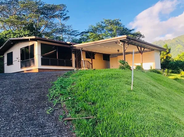 3492 Akaka Pl, Honolulu, HI 96822
