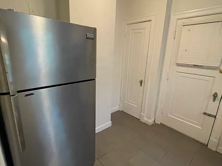 7551 Byron Pl #1S — Photo 8