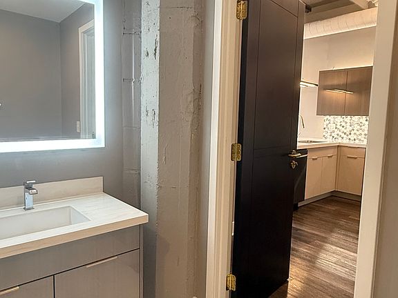 4th image of 113 E 3rd St APT 215