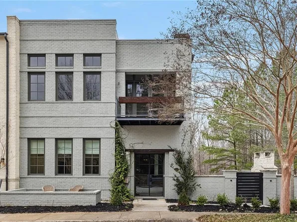 458 Selborne Way, Chattahoochee Hills, GA 30268