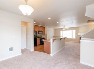 Wynstone Townhomes, Puyallup, WA 98373