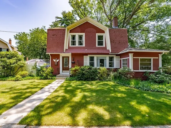 85 Trafton Rd, Springfield, MA 01108