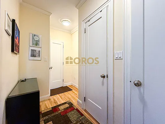 Rented by City Connections Realty | media 4