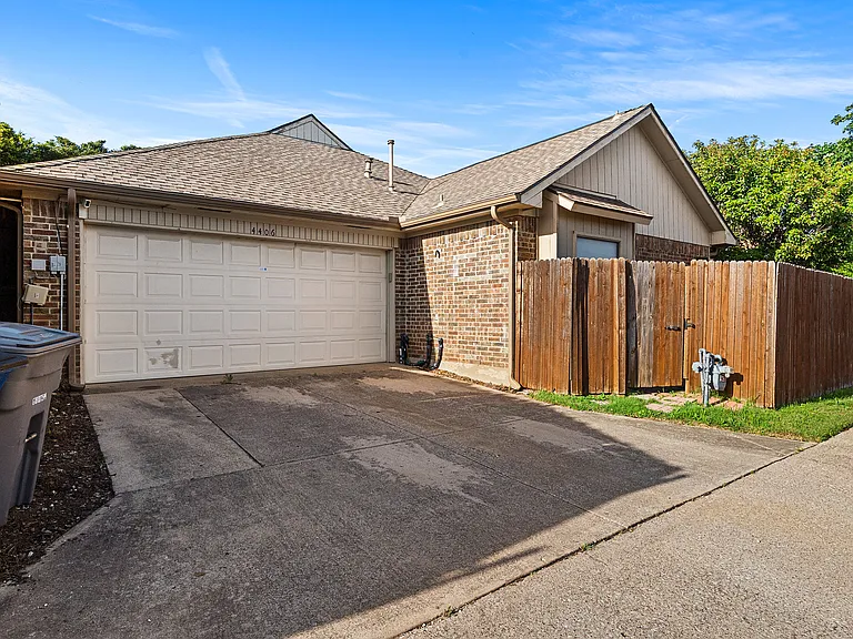 4406 Windward Cir — Photo 35