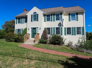 110 Clinton Rd, Sterling, MA 01564