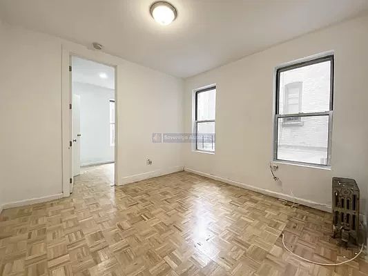 1st image of 22 Saint Nicholas Pl APT 4