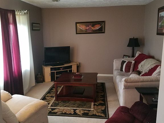 3rd image of 80 Mulberry Dr
