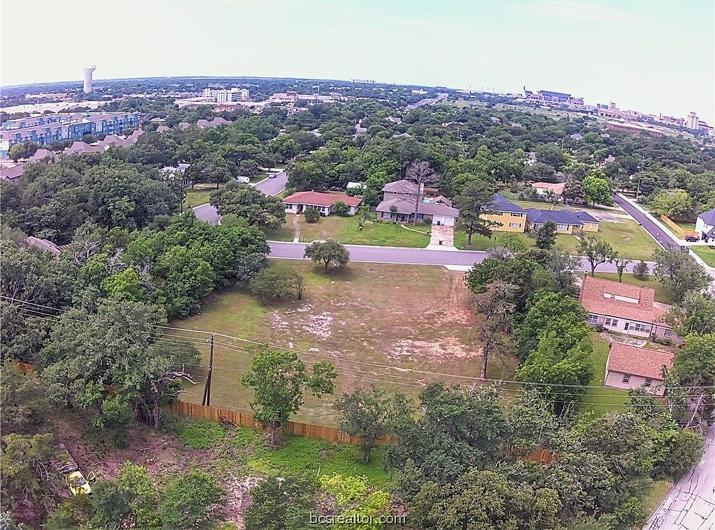 1305 Walton Dr, College Station, TX 77840 MLS 23008507 Zillow
