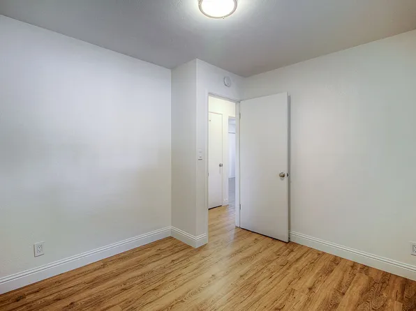 801 W 9th St, Santa Rosa, CA 95401