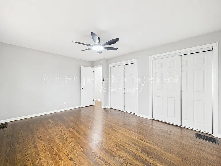 7560 Prospect Ave #G — Photo 13