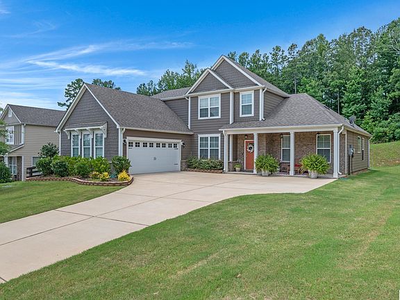 3rd image of 6474 Winslow Dr