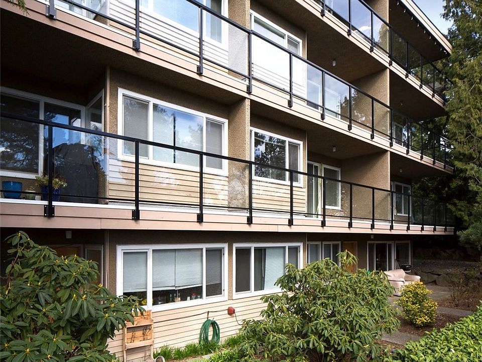 2nd image of 6736 24th Ave NW