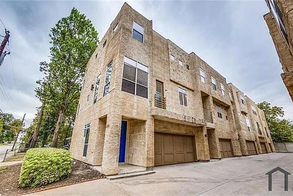 2 bed, 1656 sqft, $3,000 — Photo 1