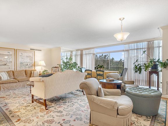 3rd image of 1414 Continental Dr APT 606